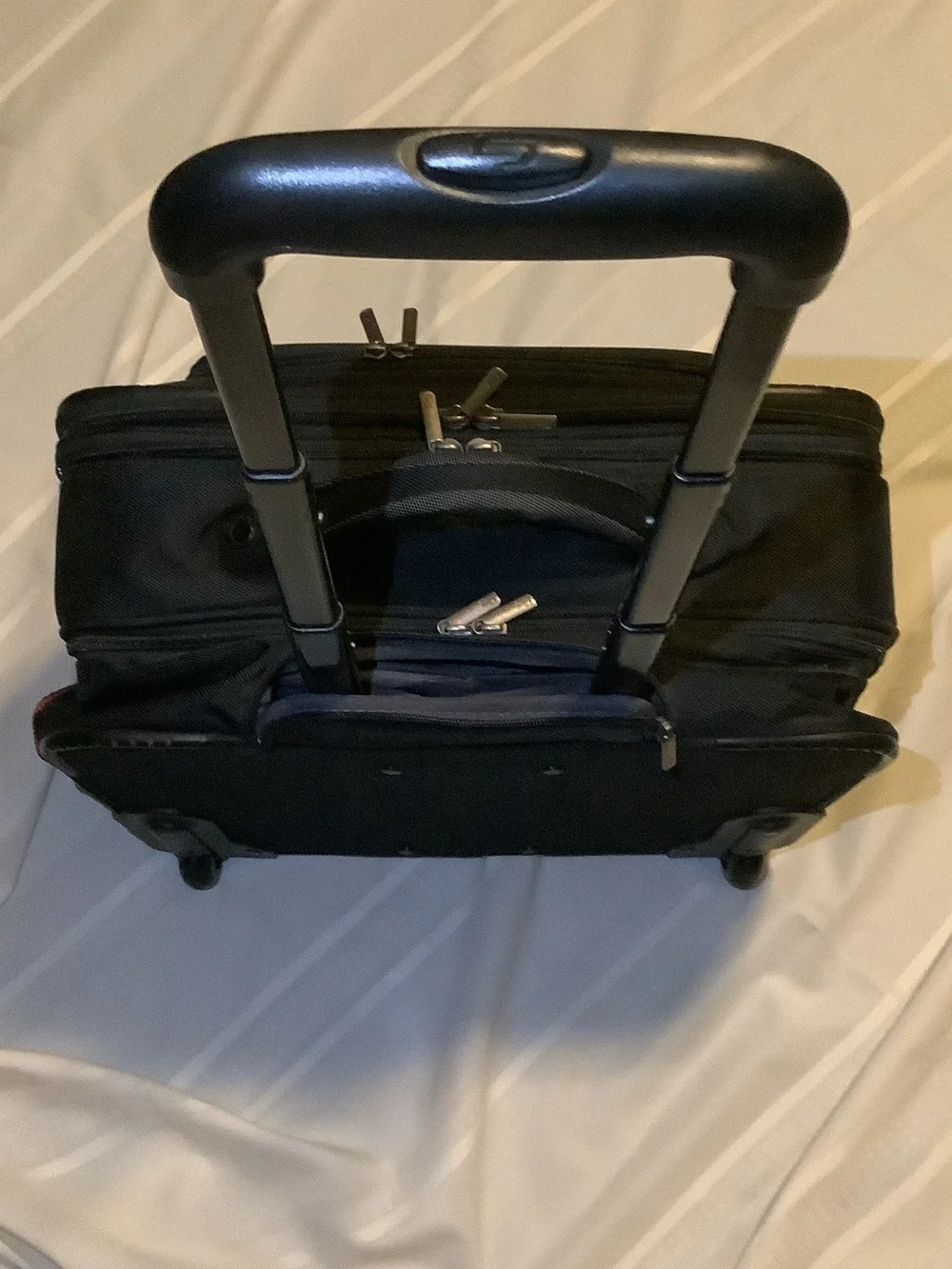 solo Black Executive Overnighter with Red Accents